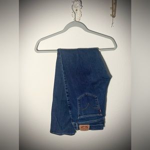 Levi Women’s Straight Leg Jeans